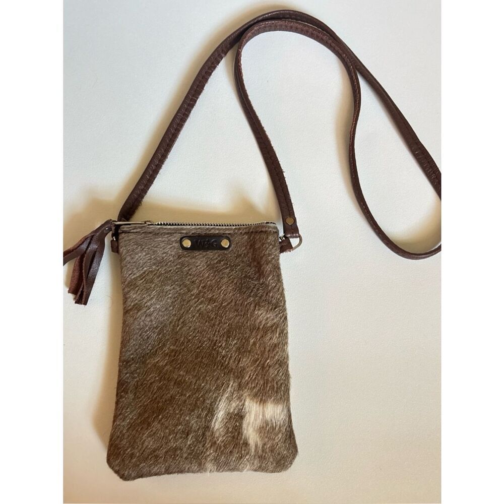 WG Natural Cowhide Crossbody Long Wallet Bag